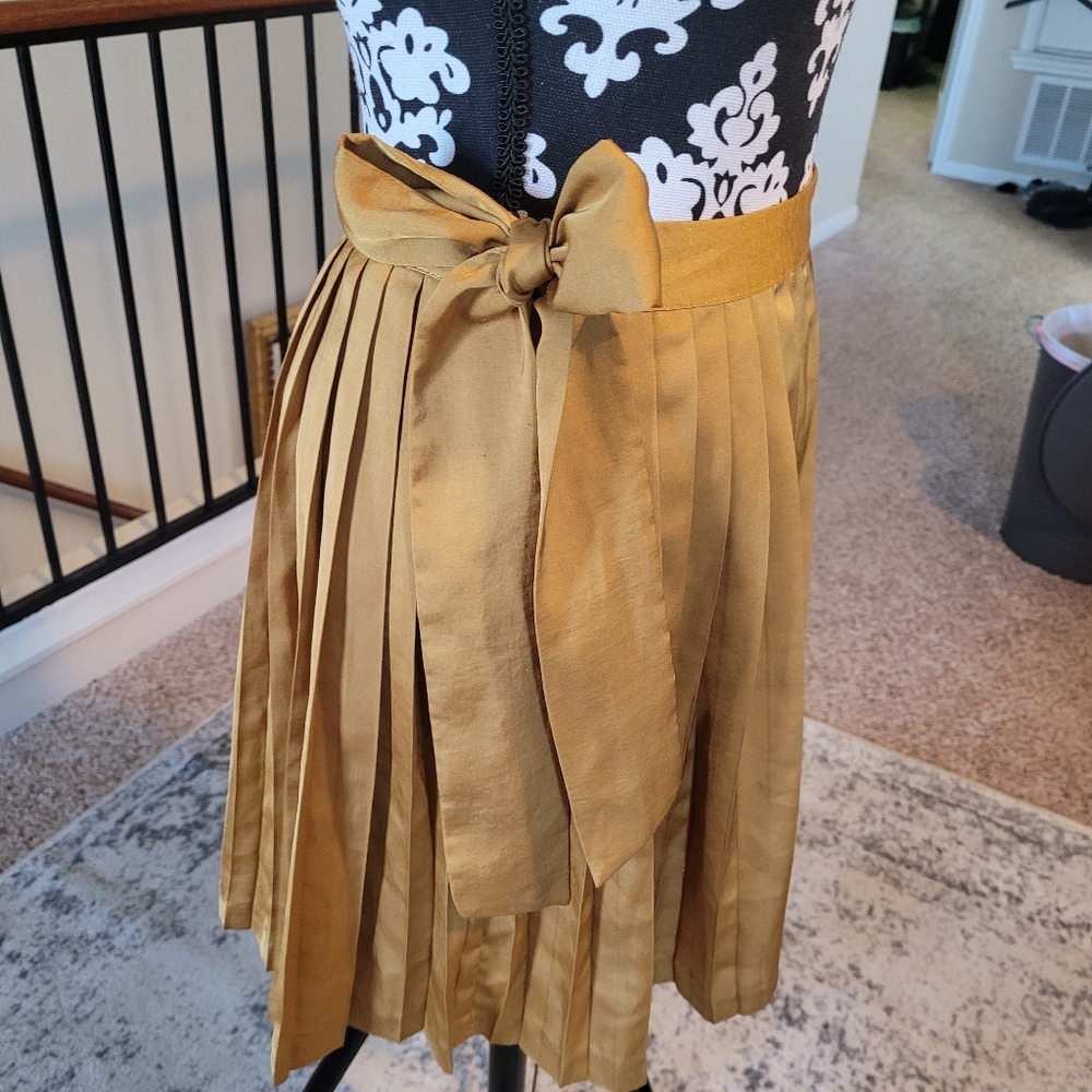 Gap Skirt